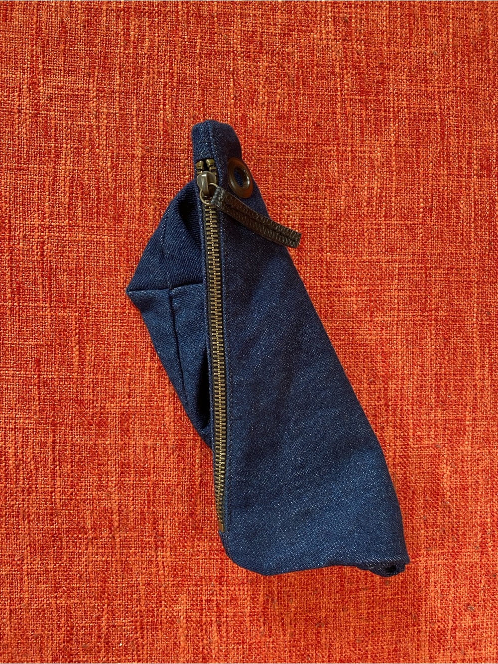 Dark Denim Jean Make Up Travel Bag Pouch Brown Leather Trim - Picture 7 of 10